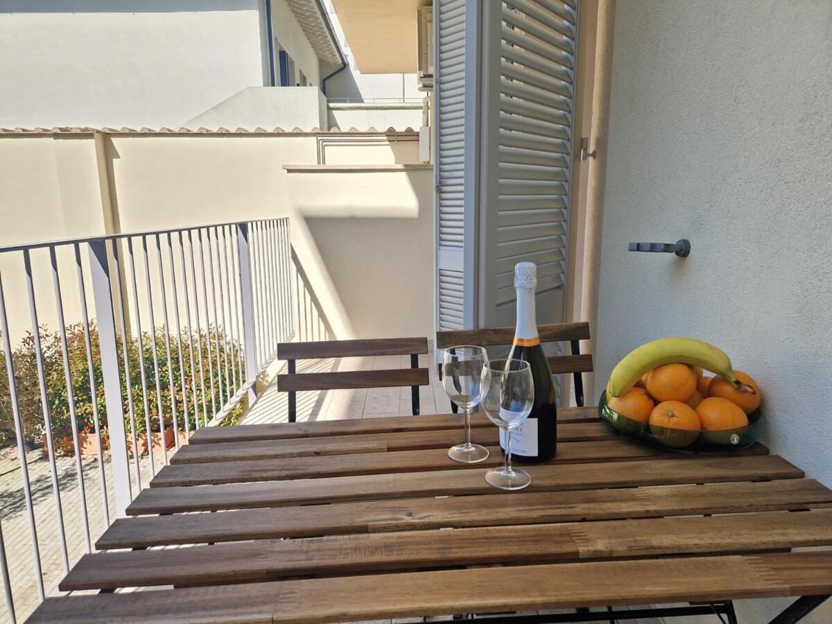 Homeby, Terrace Apartment Francesca フィレンツェ エクステリア 写真